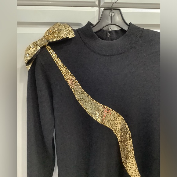 🍒🍒ST. JOHN VTG EVENING BY Marie Gray Black Knit Dress w/Sequin Bow Design Sz 12 - Picture 10 of 16